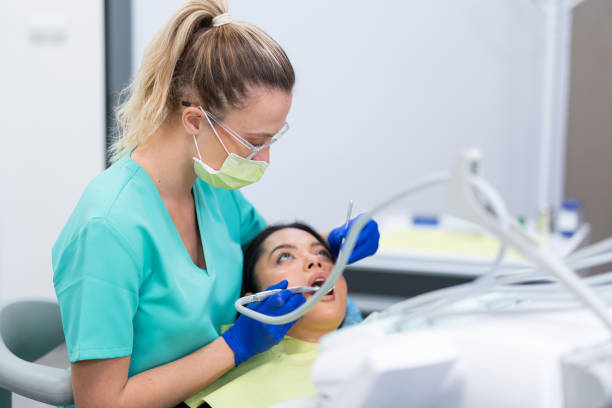 Best Emergency Tooth Extraction in Country Club Hills, MO